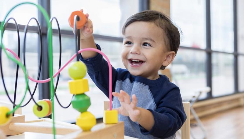 Juguetes para bebés y niños pequeños: Elige los más apropiados