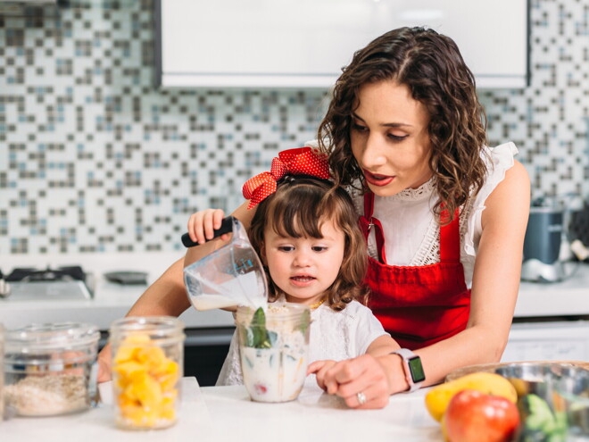 Guia para comenzar a darle a tu bebe alimentos solidos