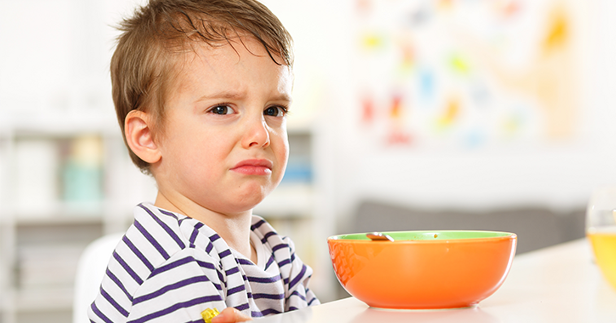Cómo enseñar a comer solito a un bebé?